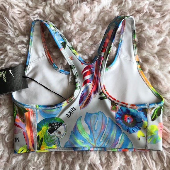 NWT Nike Swoosh sport bra - Picture 8 of 8